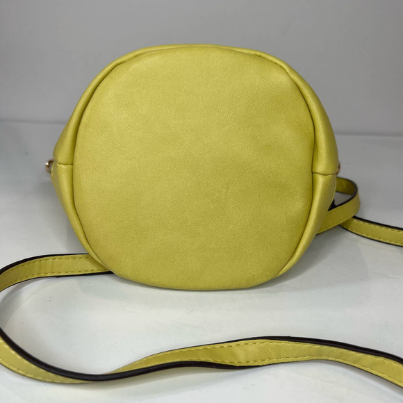 NWOT European BLUSH VEGAN LEATHER Yellow Adjustable Crossbody w Wristlet Ring - Picture 6 of 7